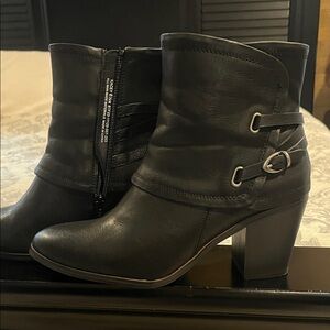 BareTraps Kacey Black Heeled Boots, 8.5